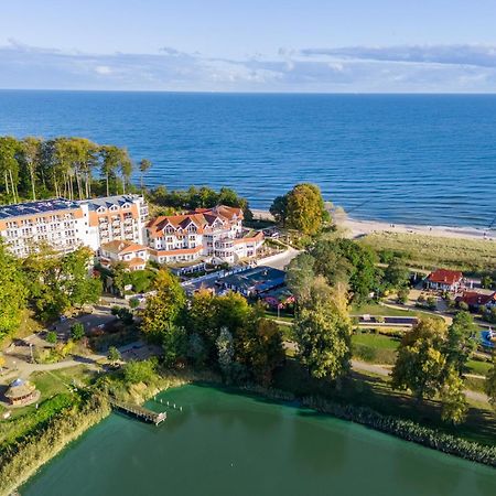 Strandhotel Seerose Кёльпинзе Экстерьер фото