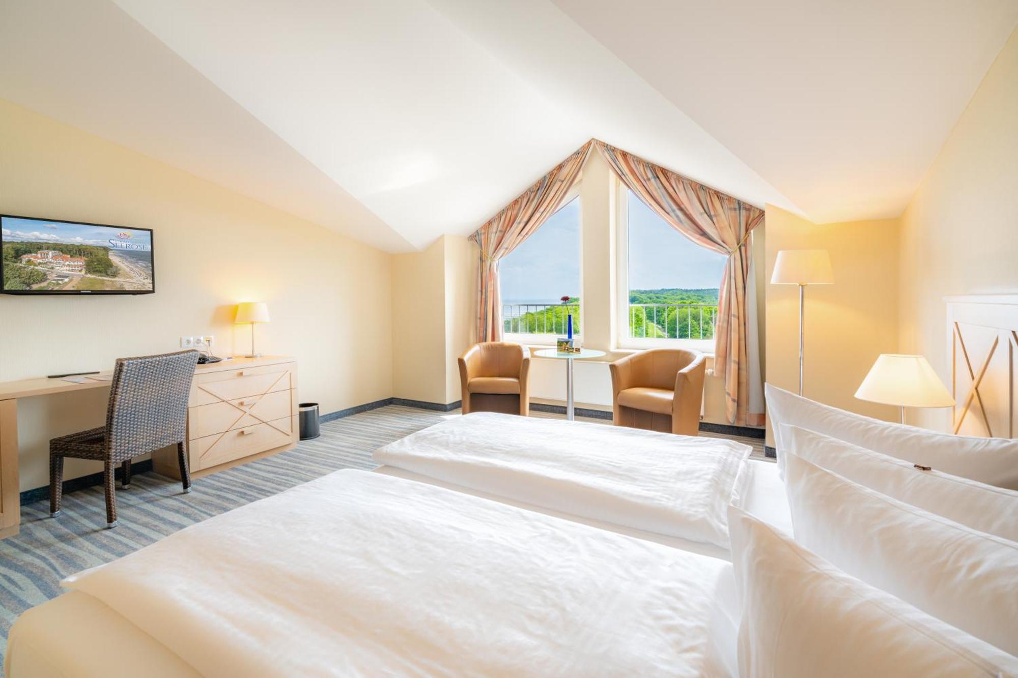 Strandhotel Seerose Кёльпинзе Экстерьер фото