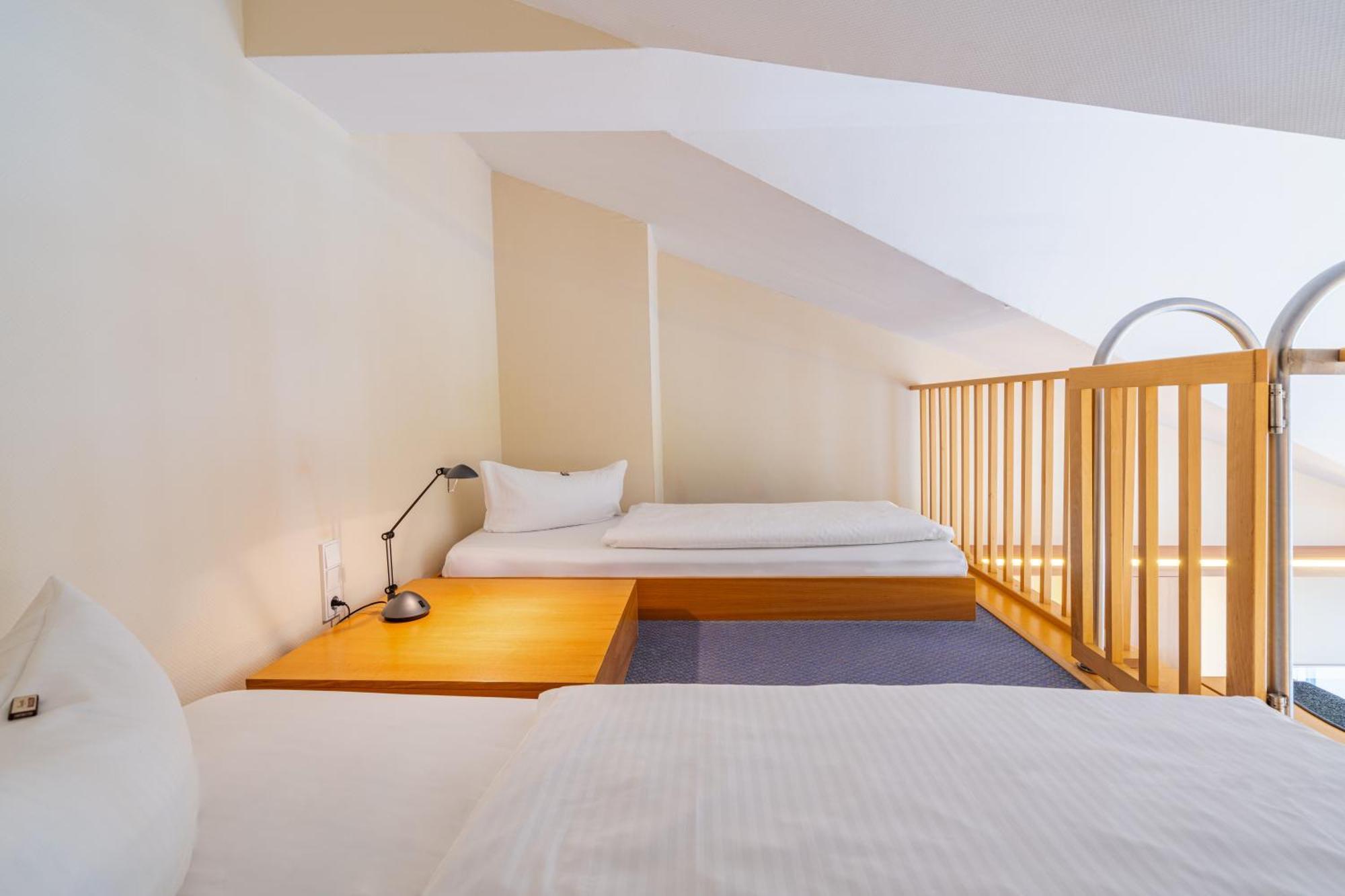 Strandhotel Seerose Кёльпинзе Экстерьер фото