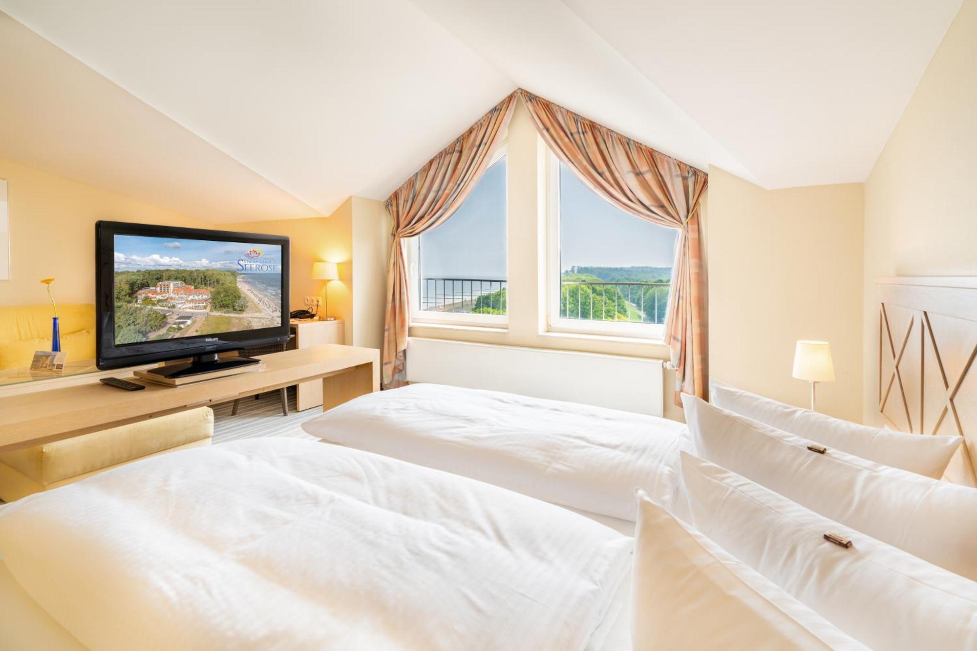 Strandhotel Seerose Кёльпинзе Экстерьер фото