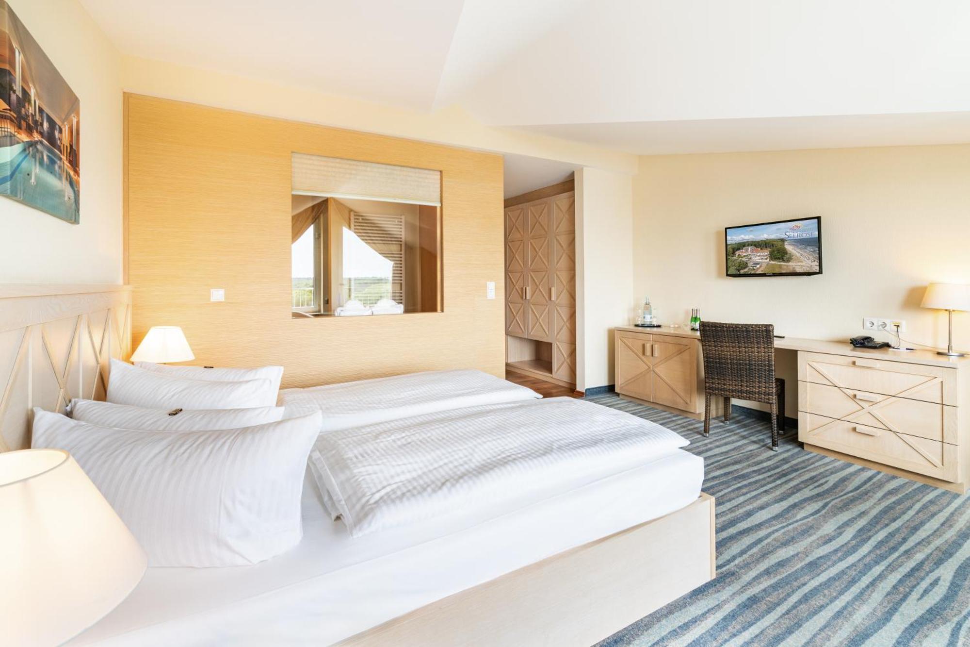 Strandhotel Seerose Кёльпинзе Экстерьер фото