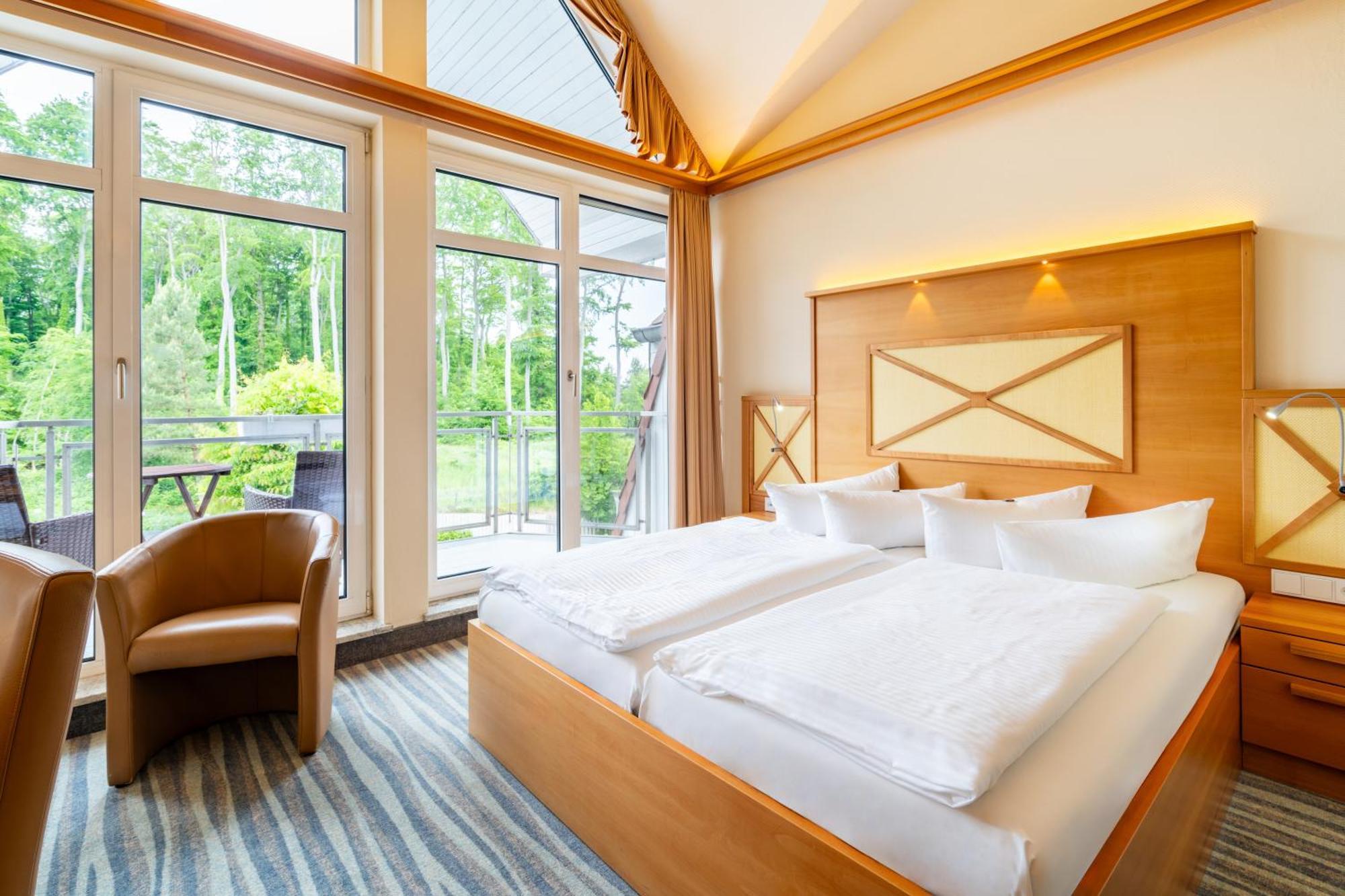 Strandhotel Seerose Кёльпинзе Экстерьер фото