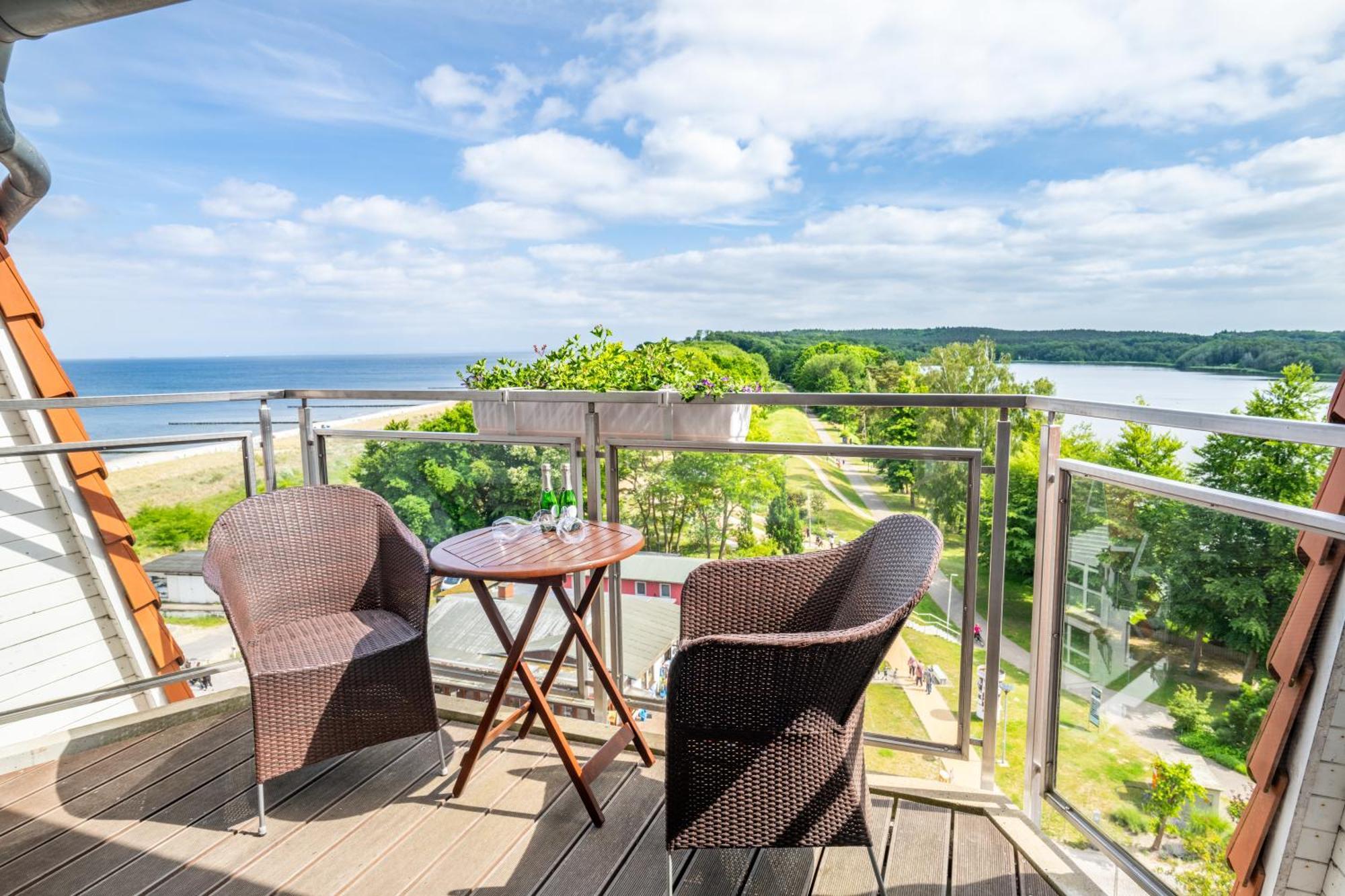 Strandhotel Seerose Кёльпинзе Экстерьер фото