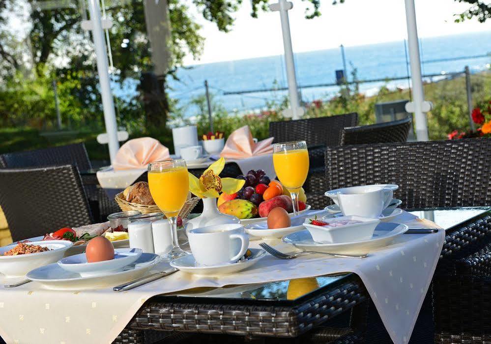 Strandhotel Seerose Кёльпинзе Экстерьер фото